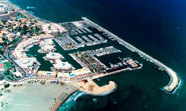 Holiday Rentals Piscina, Playa Parking A 5 Min Caminando Del Puerto De Benalmádena Kültér fotó